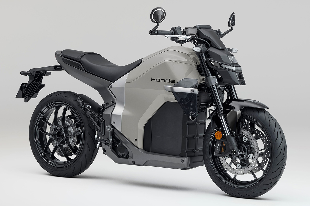 ホンダ、電動二輪の新型ネイキッド『WN7』を欧州で発表。固定式バッテリー採用の量産モデルとして開発