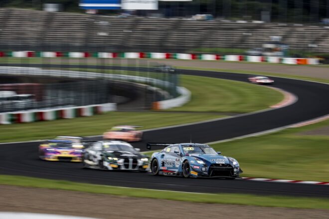 海外ワークス選手との戦いは「痺れます」と金丸ユウ。5ZIGENのGT-Rでシルバークラス優勝／鈴鹿1000km