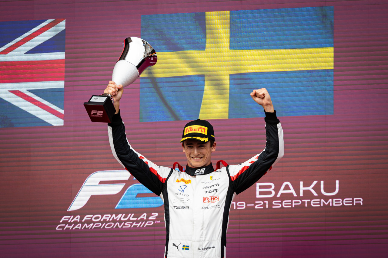 2025年FIA F2第12戦バクー　スプリントレースを制したディーノ・ベガノビッチ（ハイテックTGR／フェラーリ育成）