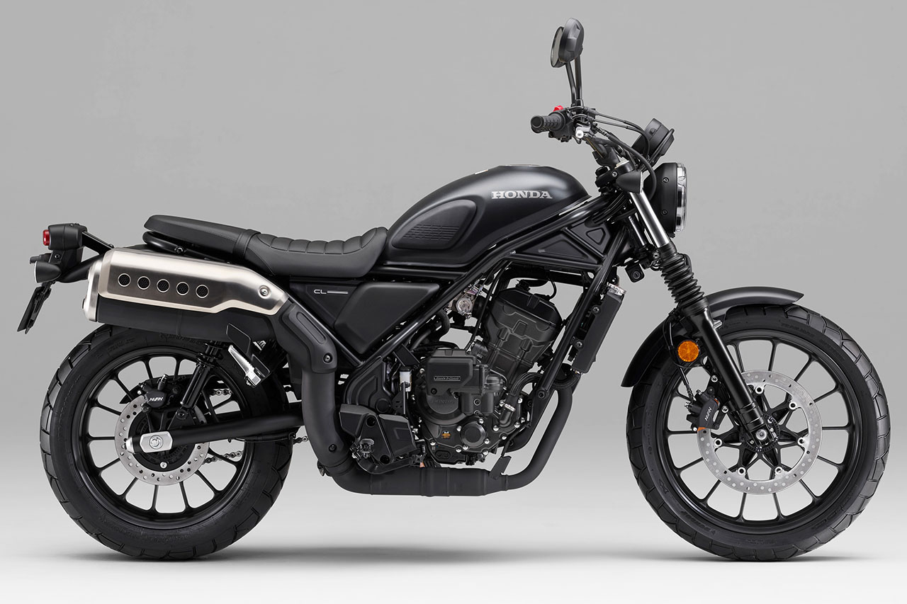 ホンダ、軽二輪スポーツ『CL250』を一部仕様変更。クラッチ操作不要のE-Clutch搭載タイプを追加