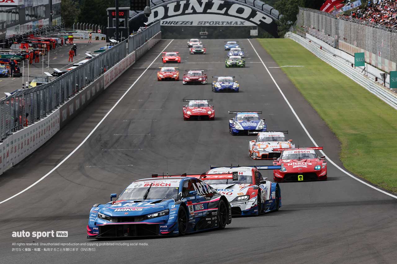 2025スーパーGT第6戦SUGO　GT500クラスの決勝スタート