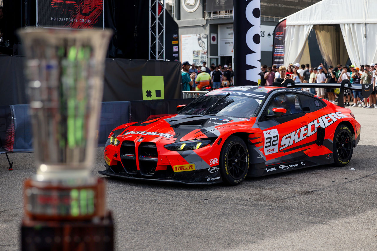 優勝剥奪や選手権リーダーを襲った悪夢など波乱に満ちた一戦。WRTがスプリント王座を奪還／GTWCヨーロッパ第9戦バレンシア