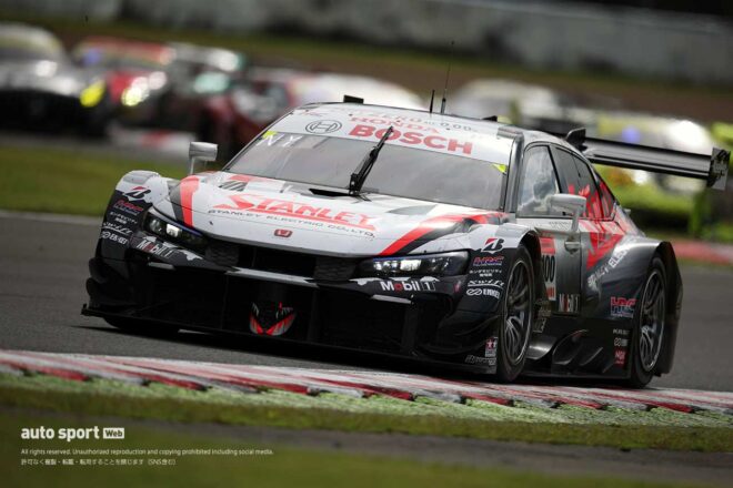 ホンダNSX（2000年）』強さも手に入れ、ついに勝ち取った初
