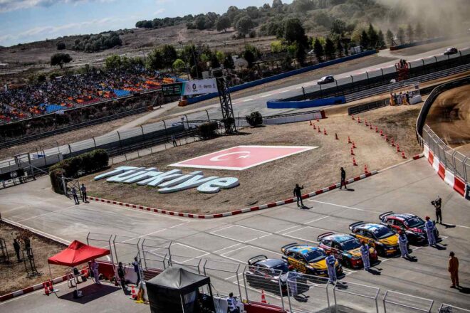 絶対王者が通算8度目の王座獲得。世界選手権の役割を終え、来季は欧州格式に回帰へ／WorldRX最終戦