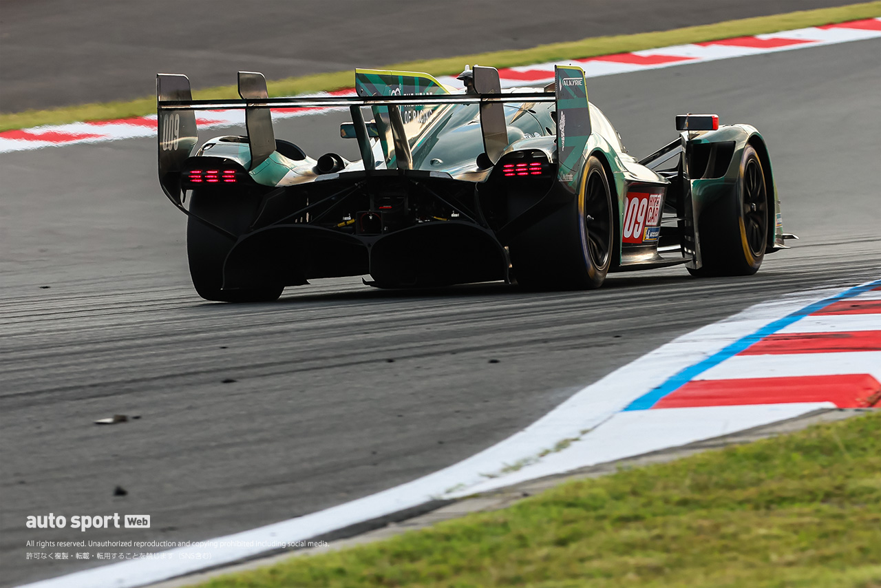 009号車アストンマーティン・ヴァルキリー