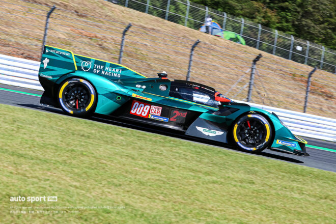 009号車アストンマーティン・ヴァルキリー