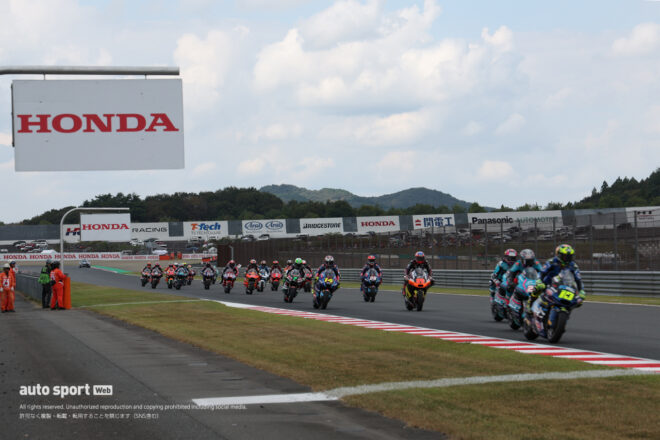 Moto2決勝レースの様子／2025第17戦日本GP