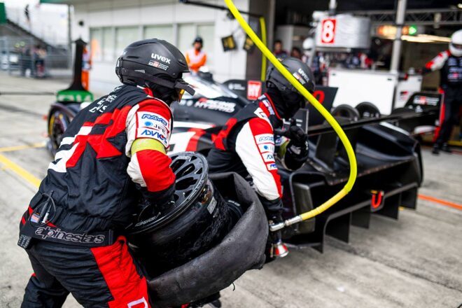 トヨタGR010ハイブリッド