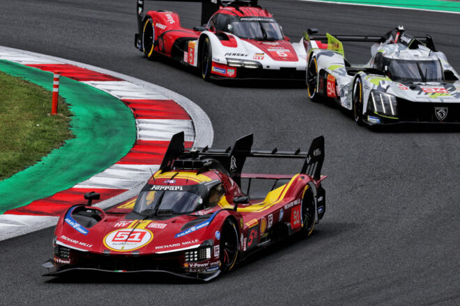 連続表彰台で「窓が開いた」6号車ポルシェと、無得点も「まだリードしている」51号車フェラーリ。タイトル争いはバーレーンで決着へ／WEC富士