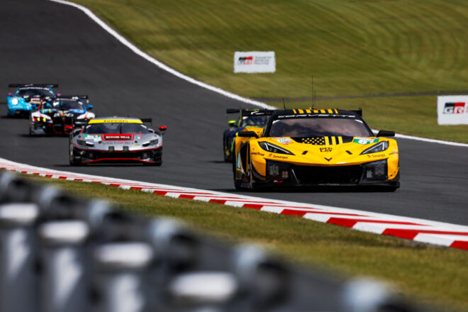 フェラーリ陣営のミスが劇的逆転の要因に。7秒差から最終ラップでコルベットの接近許したスローダウンの理由を説明／WEC富士