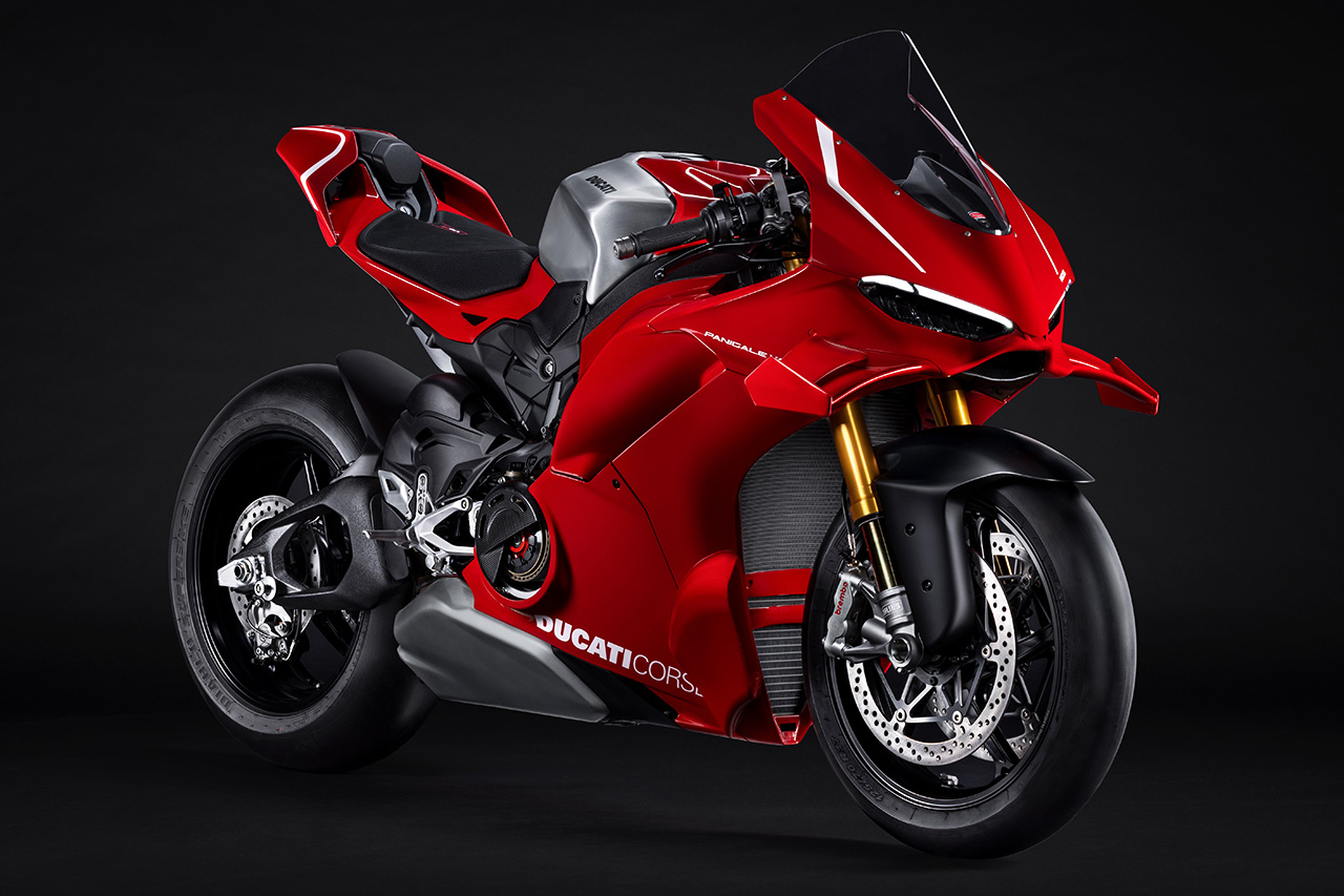 ドゥカティ、新型『パニガーレV4 R』を発表。出力向上に加えウイングやサイドポッドなど専用装備も追加