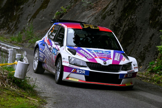 ラリージャパン2024 勝田貴元　限定モデルカー ラリージャパンに向けて勝田貴元のナイトラリー仕様モデルカーが