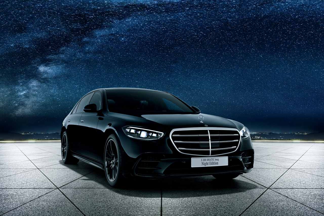 オートアート　メルセデス　マイバッハ　Sクラス　ブラック　黒 メルセデス・マイバッハから限定3台の特別仕様「Sクラス オート