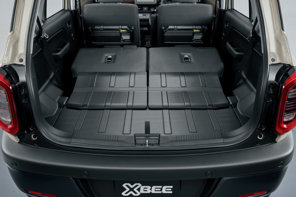 スズキが新型『クロスビー』を発売。こだわり詰まったデザイン、13通りの外装色で215万円から