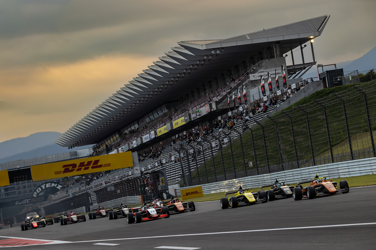 2025年FRJ富士大会 第12戦決勝　スタート