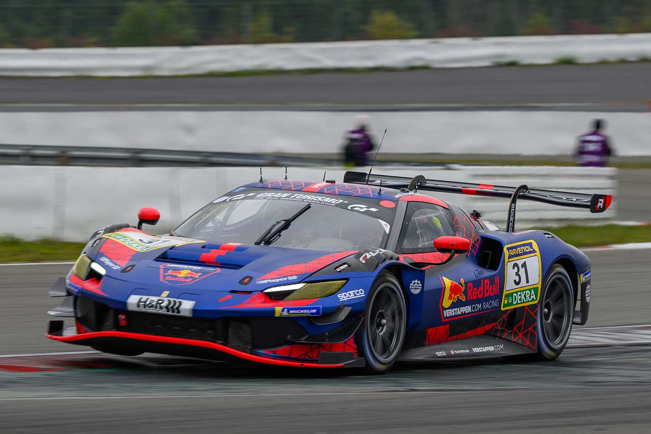 フェラーリ296 GT3