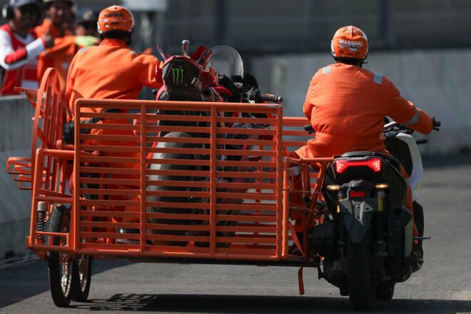 優勝候補M.マルケス、ベゼッチが接触クラッシュ。1年目アルデグエルがMotoGP初勝利／MotoGP第18戦インドネシアGP