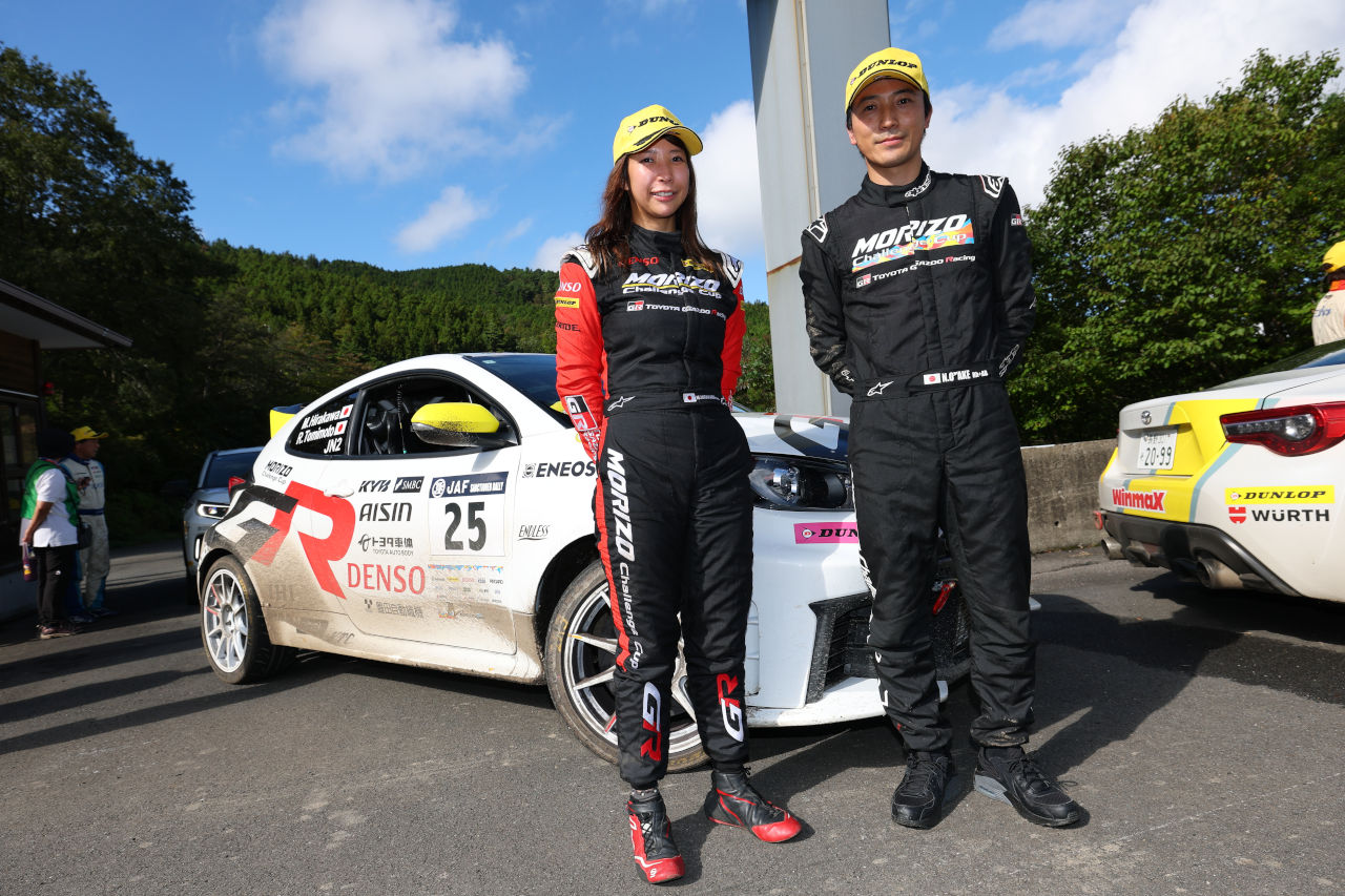 「不完全燃焼」と大竹、ミスでタイムロスも3位まで挽回。平川は新コンビで5位完走／JRC久万高原ラリー