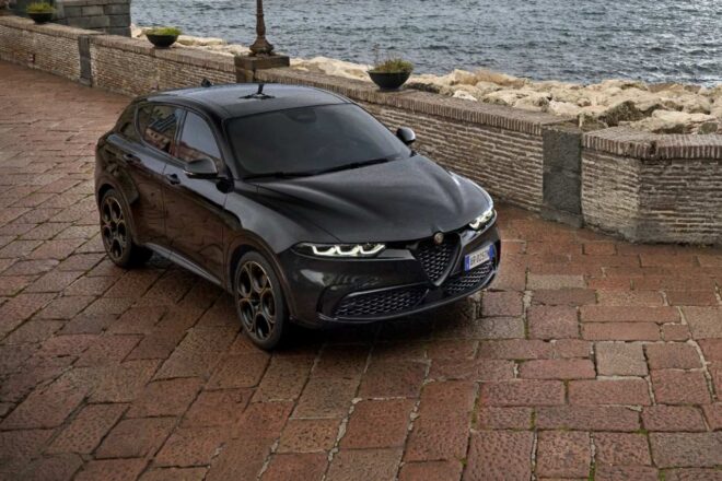 アルファロメオ、人気ミドルSUV『トナーレ』に欧州で人気の“INTENSA”シリーズを限定車として導入