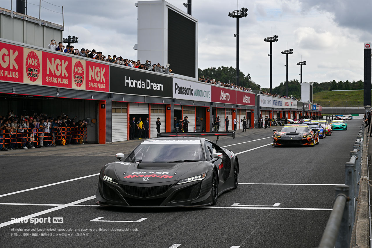 GTエントラント協会主催もてぎ合同テストは2日目もドライ。24台が精力的に周回を重ねる