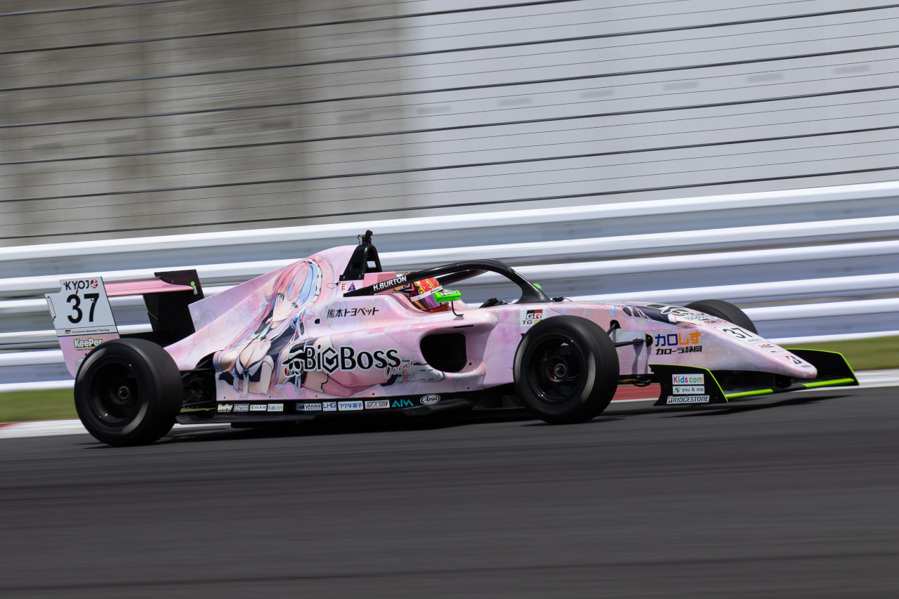 バートン・ハナ（BigBoss W TOM’S KYOJO KC-MG01）