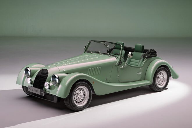 モーガン・プラス・フォー、75周年記念車が発売。世界で75台の特別なモーガンは日本でも正規販売が開始