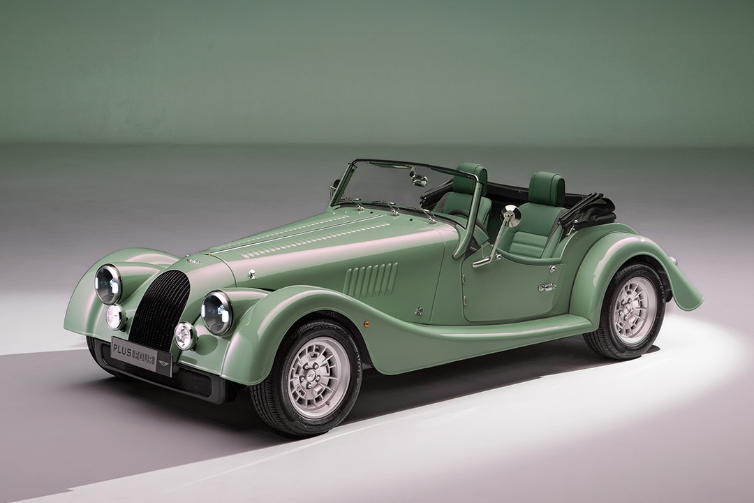 『モーガン・プラス・フォー』75周年記念モデルが発売。全世界75台の限定車が日本でも販売開始