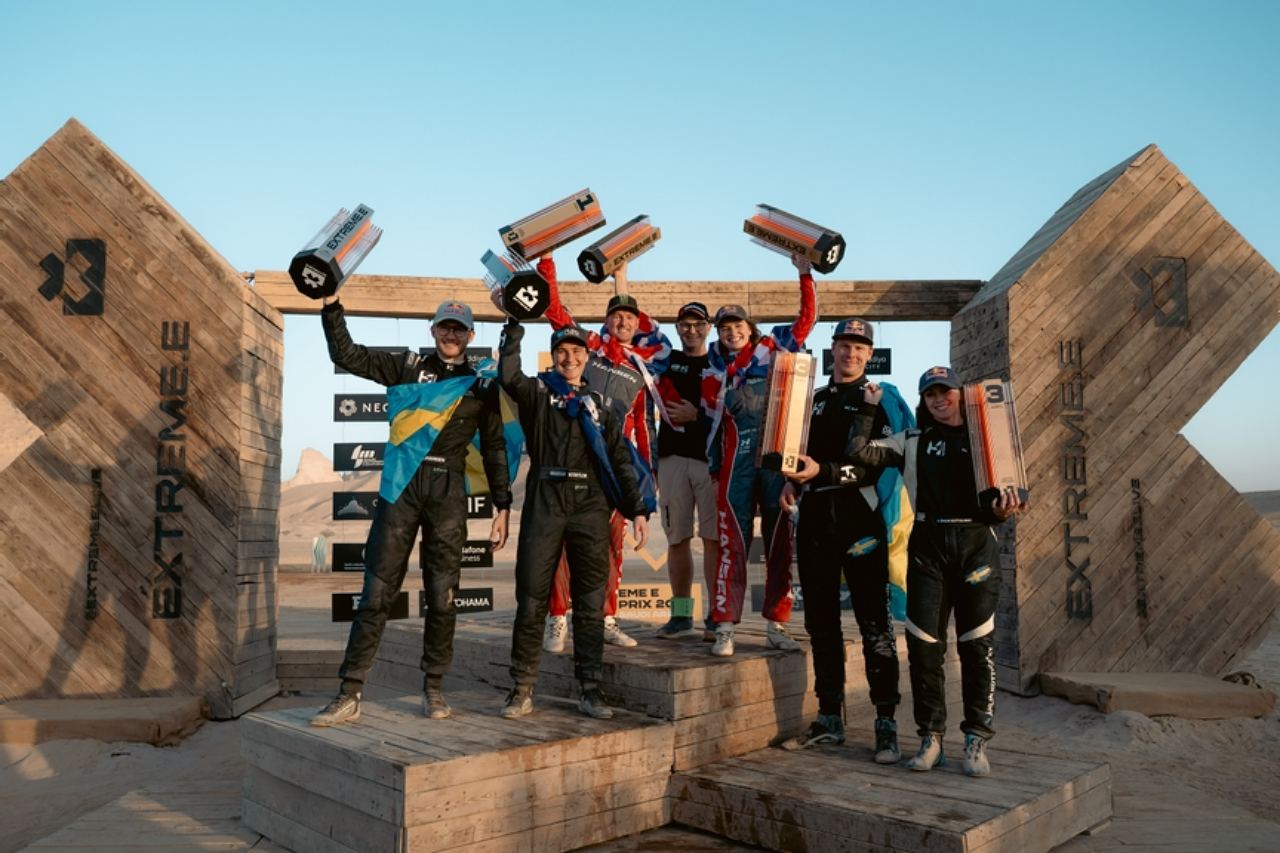 初参戦KMSとハンセン、王者ペアとマニングス・バッケルド組がEV最終戦を制覇／エクストリームEファイナルラップ