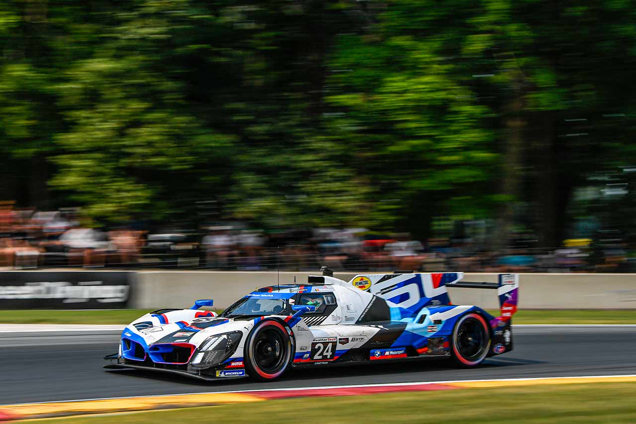 BMW Mハイブリッド V8