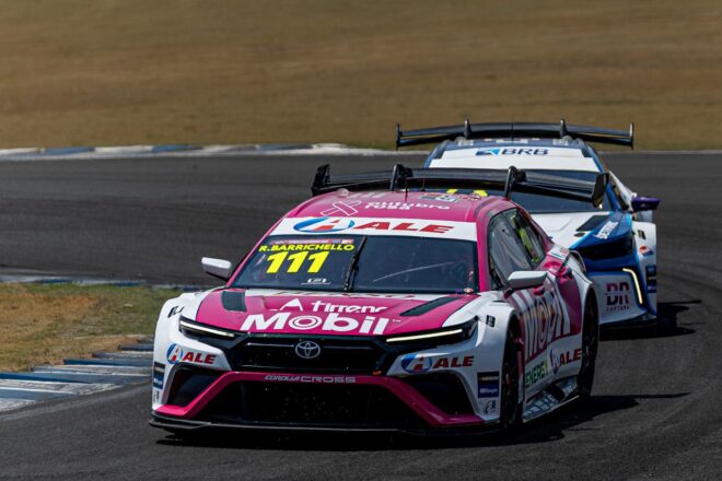 TOYOTA GAZOO Racingがマクドナルド＆トミカとコラボしハッピー