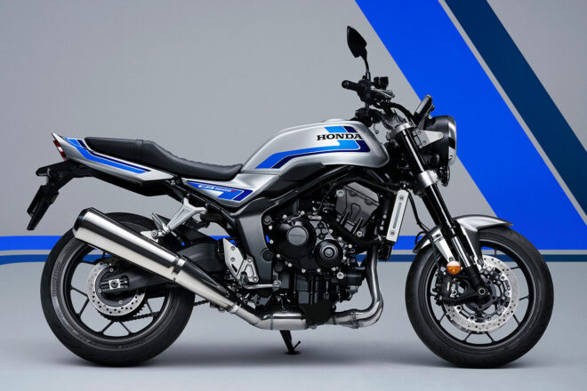 21ZX636Gaカワサキ、カラーとグラフィックを変更した2021年