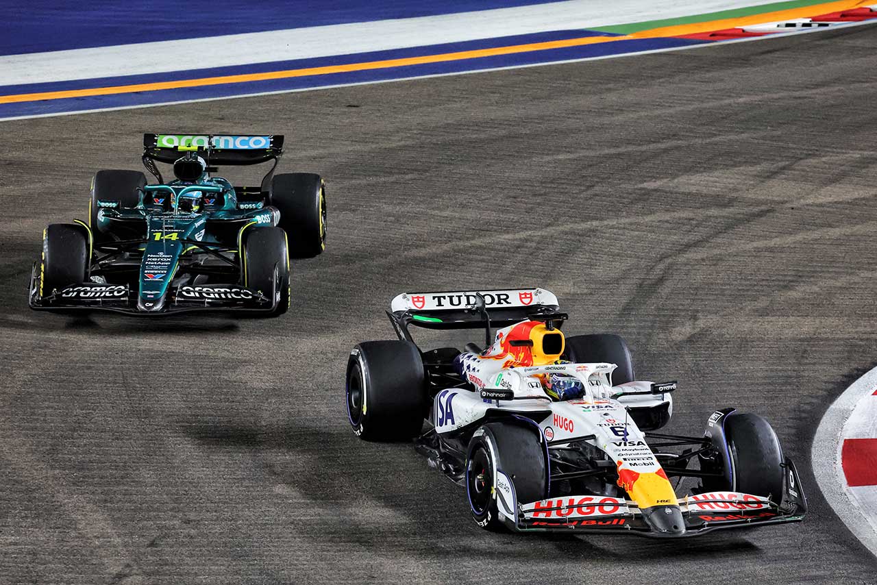 アイザック・ハジャー（レーシングブルズ）＆フェルナンド・アロンソ（アストンマーティン）