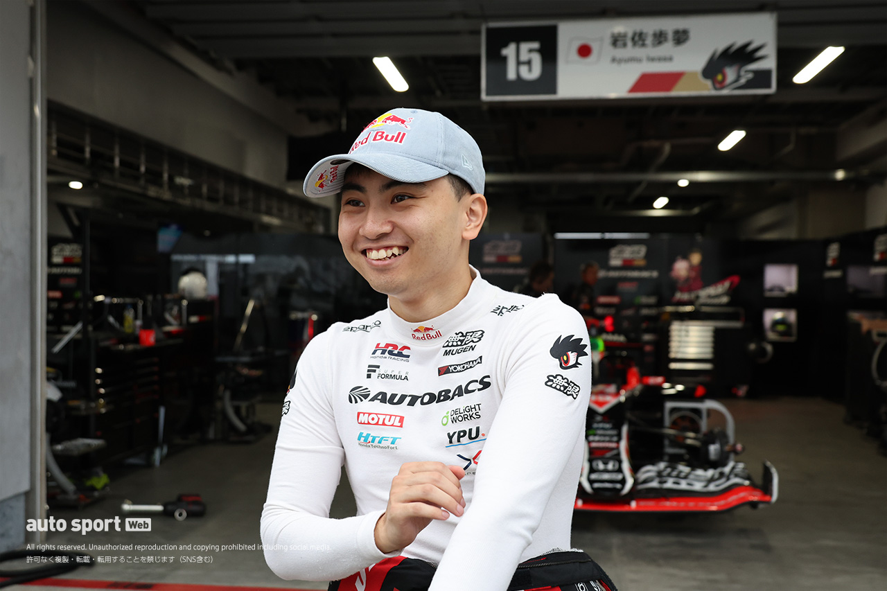 岩佐歩夢（TEAM MUGEN）