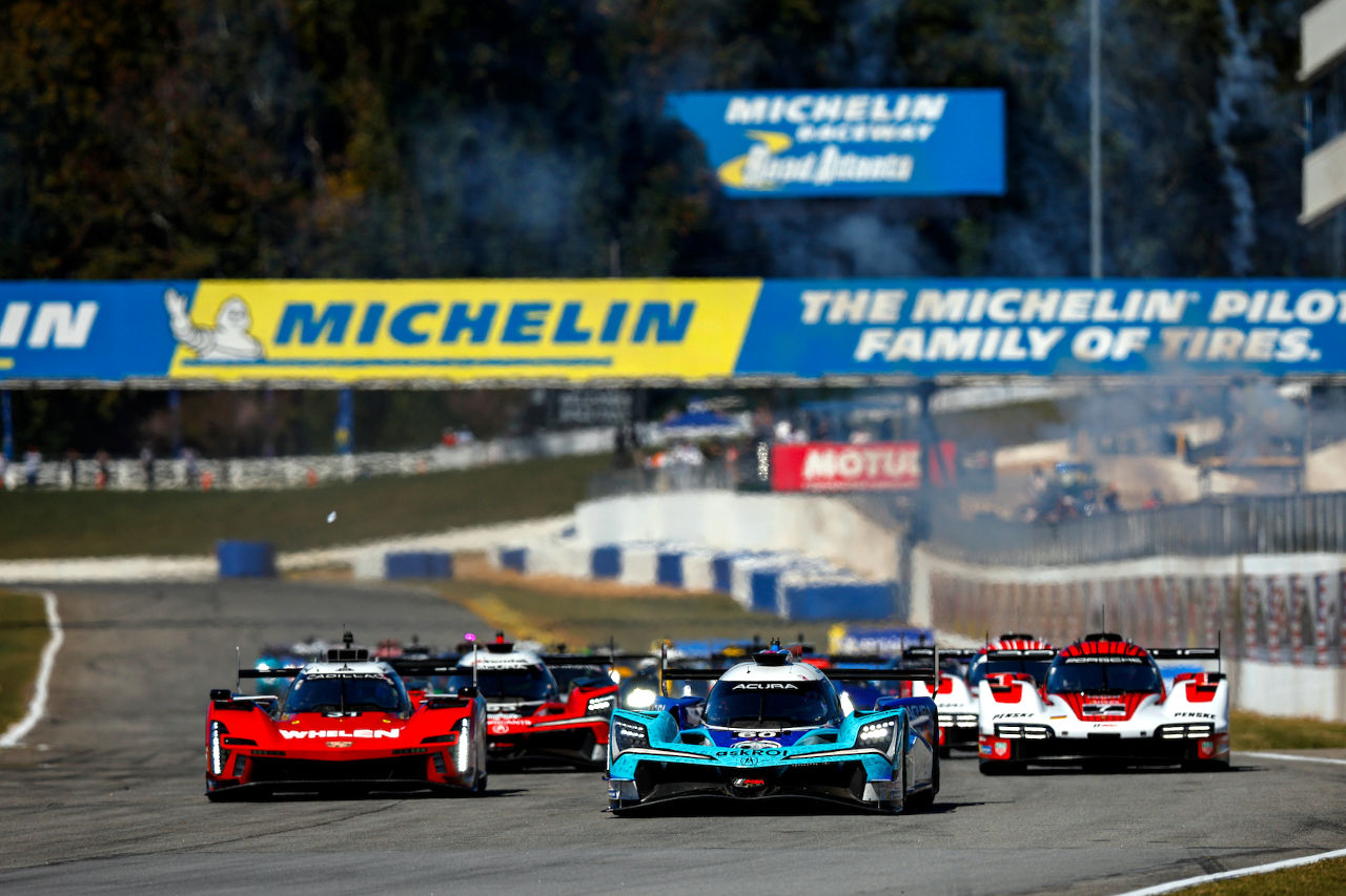 アキュラおよばず、3位入賞のポルシェがダブルタイトル獲得。IMSA最終戦プチ・ル・マン勝者はAXRキャデラックに