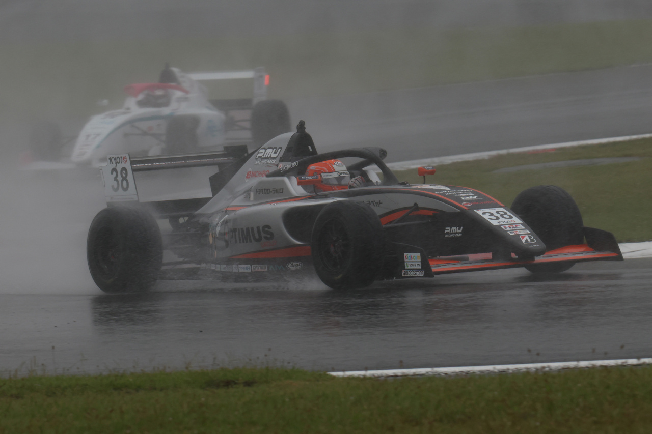 2025年KYOJO CUP第4戦　佐藤こころ（OPTIMUS CERUMO・INGING KC-MG01）