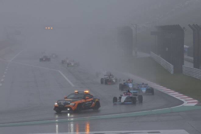 2025年KYOJO CUP第4戦　スプリントレースのスタート