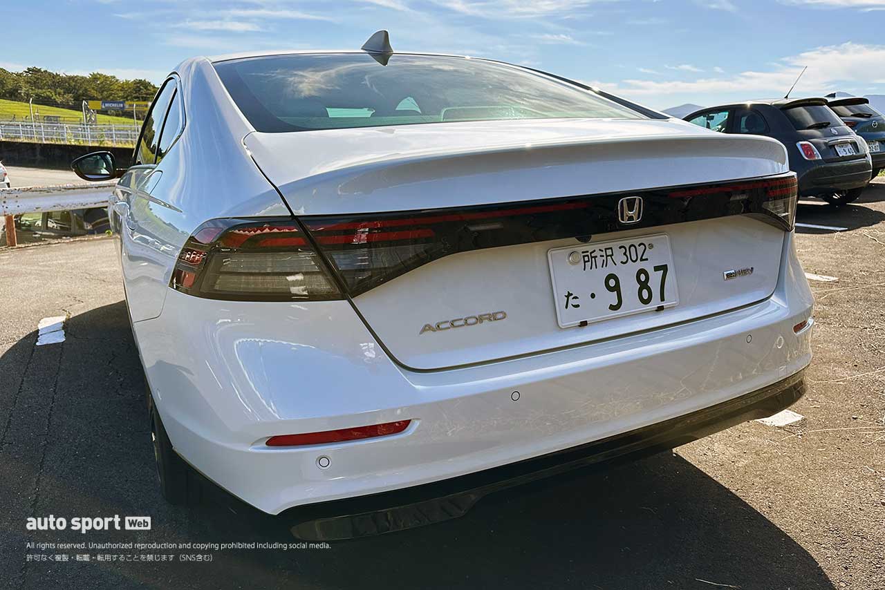 【乗り心地のよいクルマ探求所】高級感ありありだけど乗り味軽快のホンダ・アコード