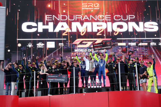 ルトロニック、ポルシェチーム初のエンデュランス・カップ王者に。最終戦バルセロナはガレージ59マクラーレンが圧勝／GTワールドチャレンジ・ヨーロッパ