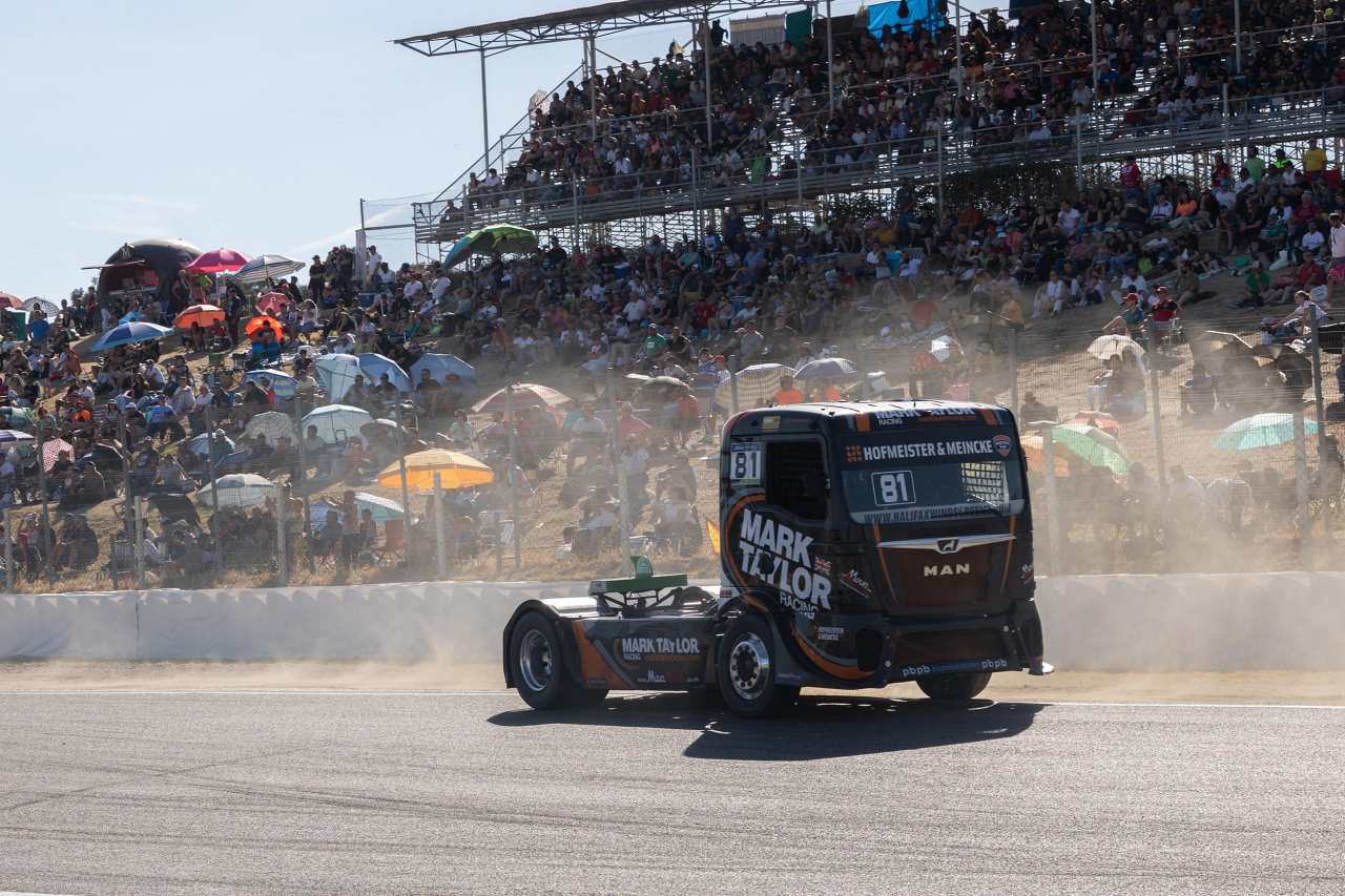 すでにシリーズ“7冠”を決めた王者が14回目のポールポジションとシーズン19勝に到達／ETRC最終戦