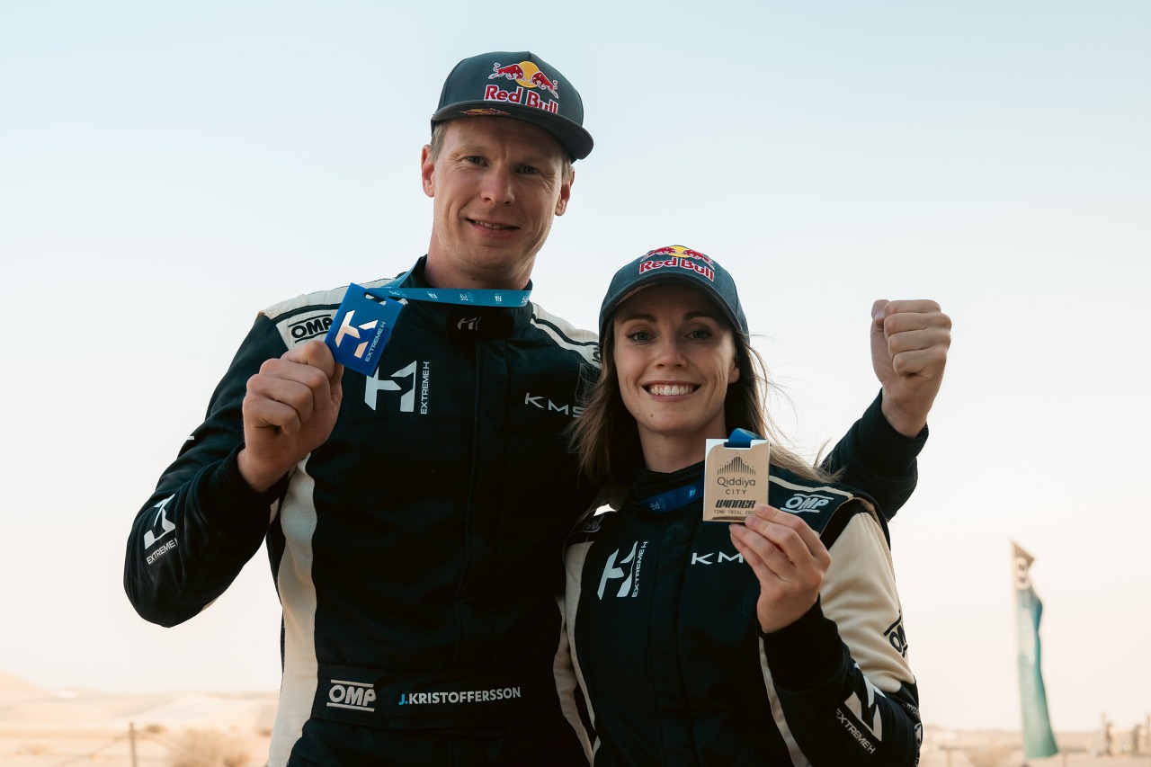 水素燃料新時代開幕。サウジ新チームのテイラー＆ハンセン組が初代ウイナーに／Extreme H開幕戦