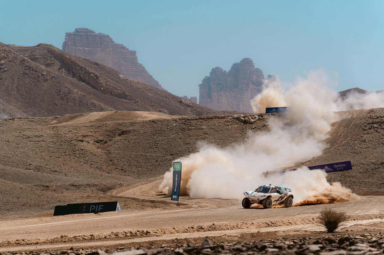 水素燃料新時代開幕。サウジ新チームのテイラー＆ハンセン組が初代ウイナーに／Extreme H開幕戦