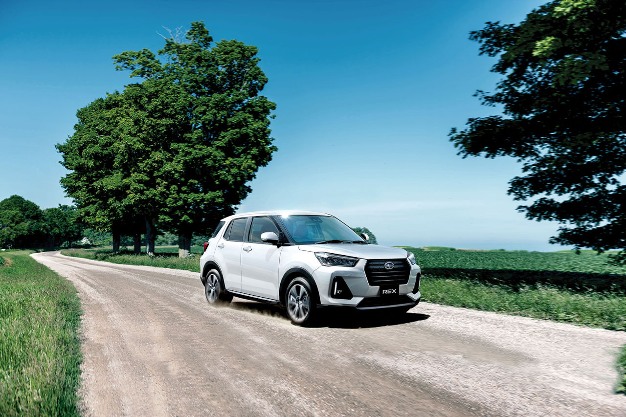 『スバル・レックス』に4WDモデルが登場。1.0リッターターボで余裕のある走りを実現