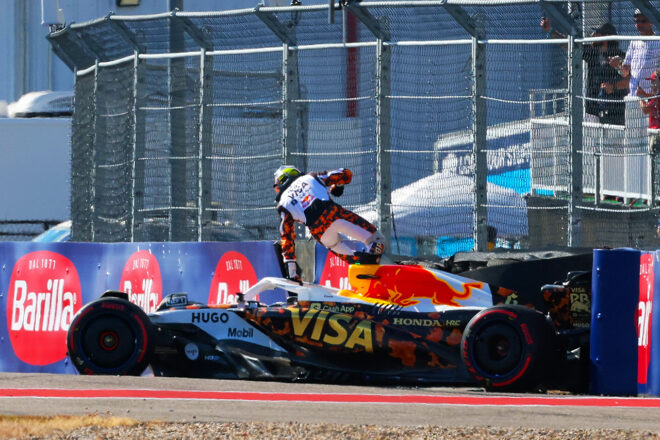 予選Q1でクラッシュしたアイザック・ハジャー（レーシングブルズ）