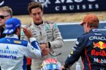 スプリントで2位のジョージ・ラッセル（メルセデス）、ウイナーのマックス・フェルスタッペン（レッドブル）、3位カルロス・サインツ（ウイリアムズ）