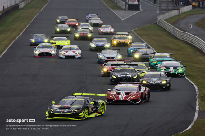 GT300クラス決勝スタート　2025スーパーGT第7戦オートポリス