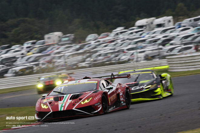 VENTENY Lamborghini GT3とCARGUY Ferrari 296 GT3
