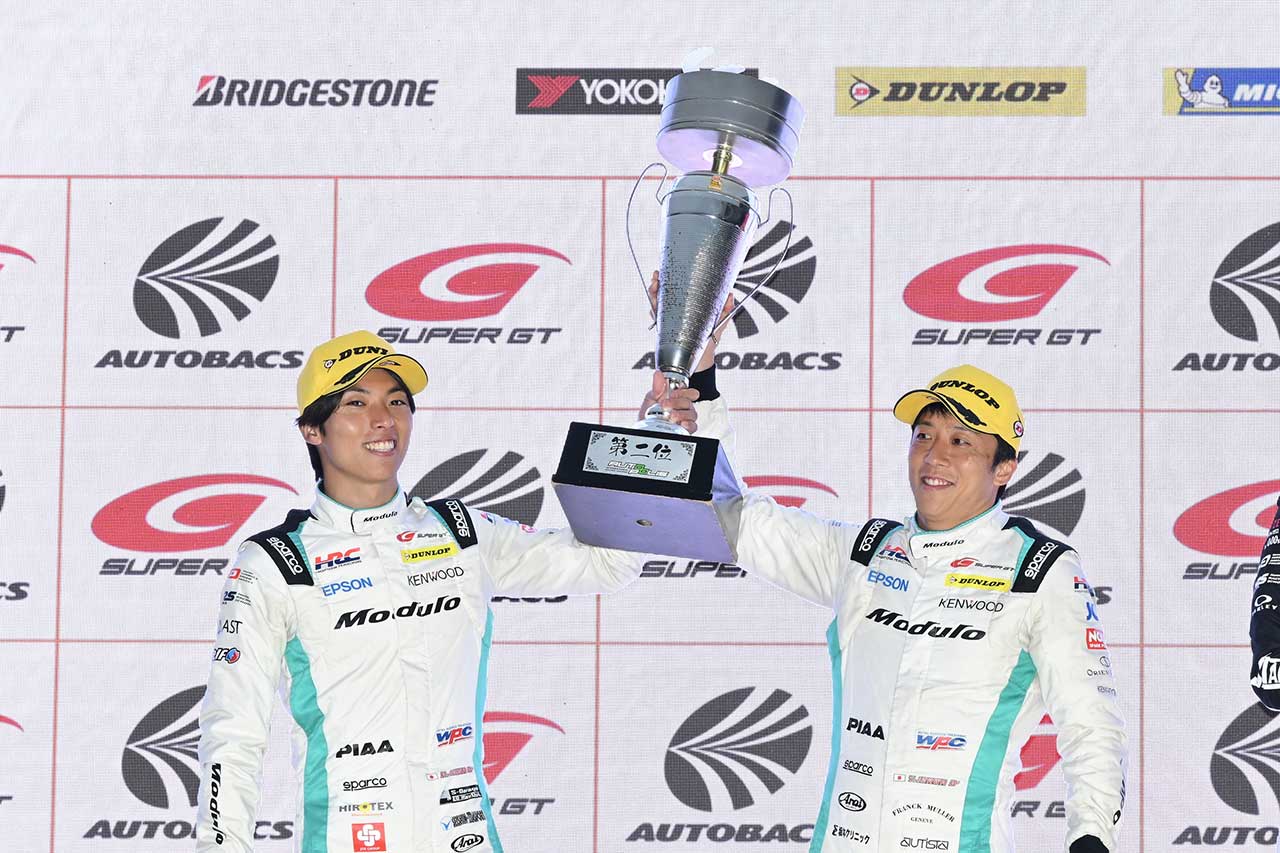 大草りき／伊沢拓也（Modulo CIVIC TYPE R-GT）