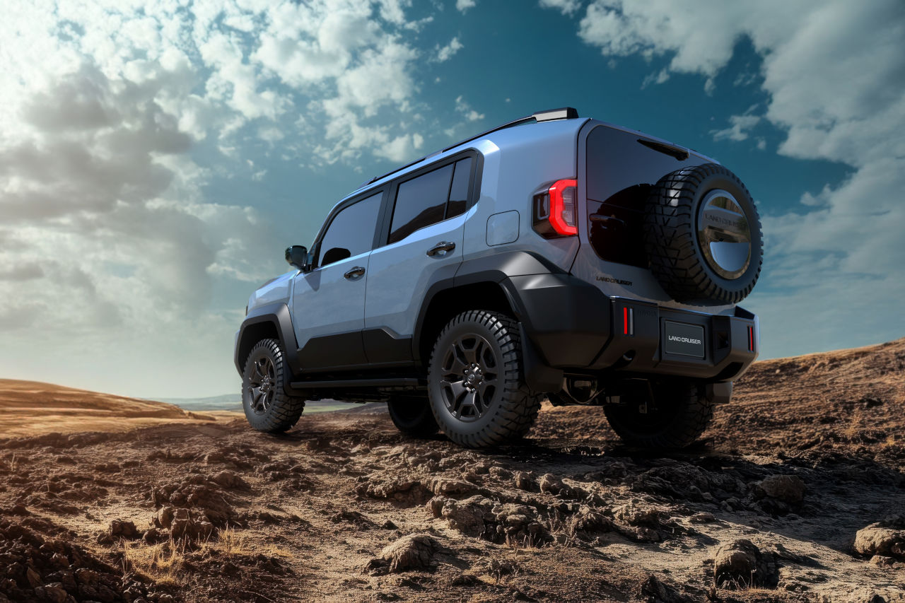 トヨタが新型『ランドクルーザー“FJ”』を世界初公開。国内導入に先立ちジャパンモビリティショー2025に出展へ