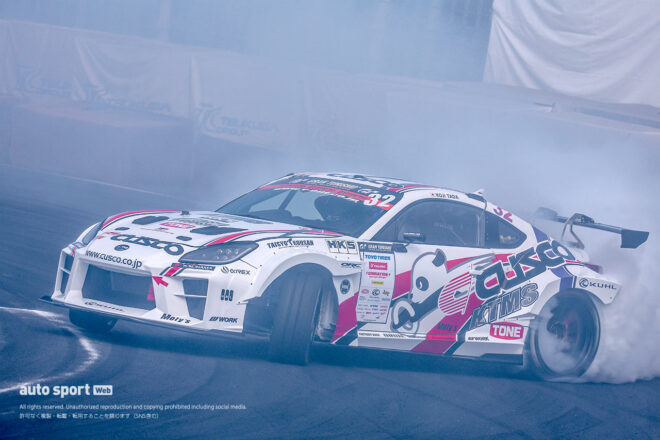 “トヨタ社員選手”のGR86解剖「ビッグシングルのタービンでも下からビンビンに回ります」／D1GP