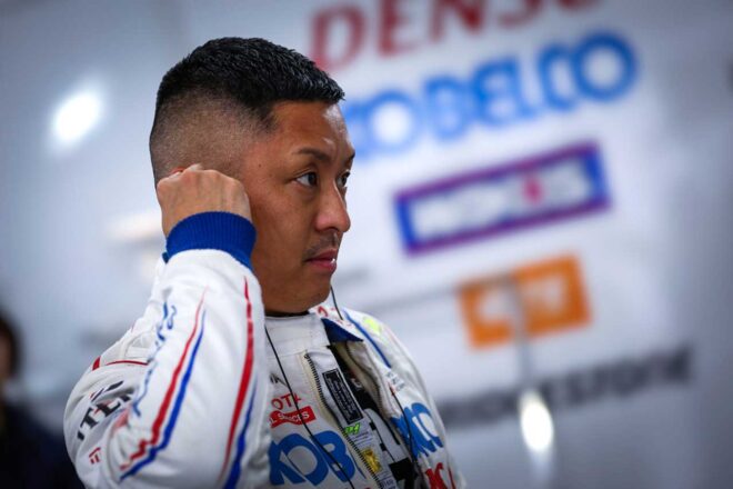 関口雄飛（DENSO KOBELCO SARD GR Supra）